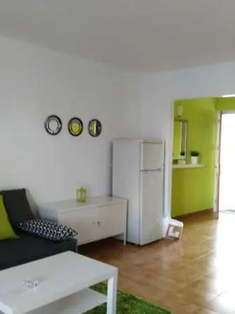 Apartament Sleeps 4 Pool Wifi T691574 *