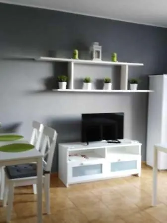 Sleeps 4 Pool Wifi T691574 Appartement *