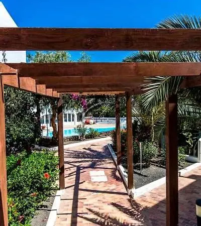 Appartement Sleeps 4 Pool Wifi T691574 Costa Teguise