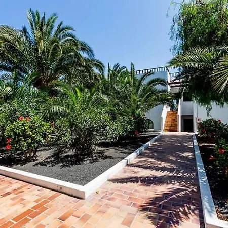 Appartement Sleeps 4 Pool Wifi T691574 *