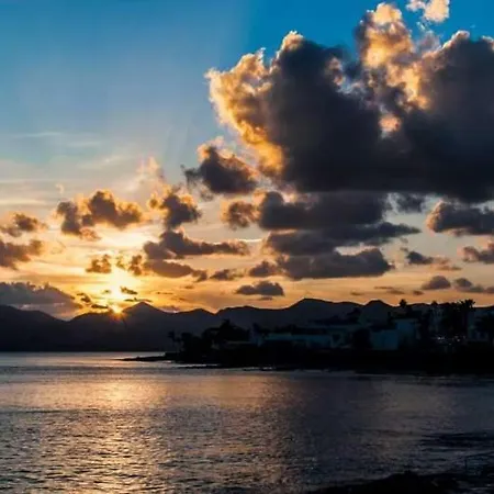 Sleeps 4 Pool Wifi T691574 Costa Teguise